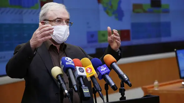 وزیر بهداشت : برای کاهش ممنوعیت ها گرفتارمان کرده اند / وضعیت کرونا سهمگین است/ سفر ممنوع + فیلم