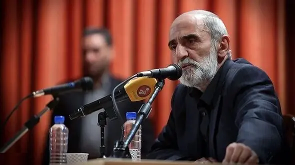 اتهامات جنجالی شریعتمداری به الیاس حضرتی در صداوسیما
