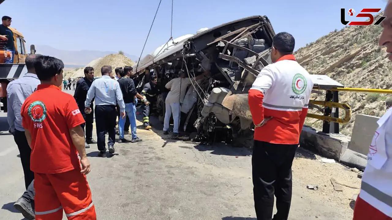 پرونده قضایی به علت حادثه واژگونی اتوبوس جاده فیروزآباد-کوار تشکیل شد