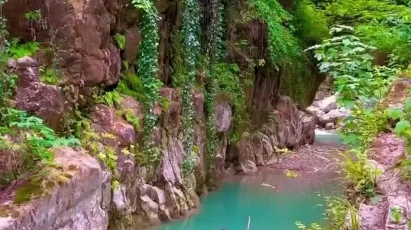 ببینید / تنگه "خیرودکنار" حوالی شهر نوشهر+ فیلم