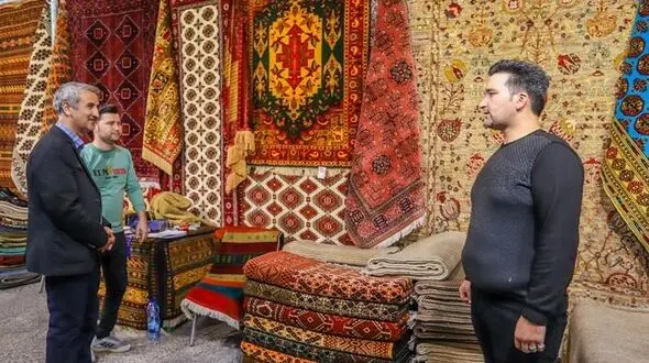 غیبت فرش خوزستان در موزه فرش