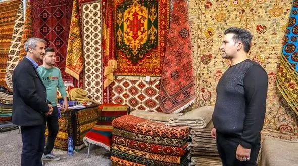 غیبت فرش خوزستان در موزه فرش