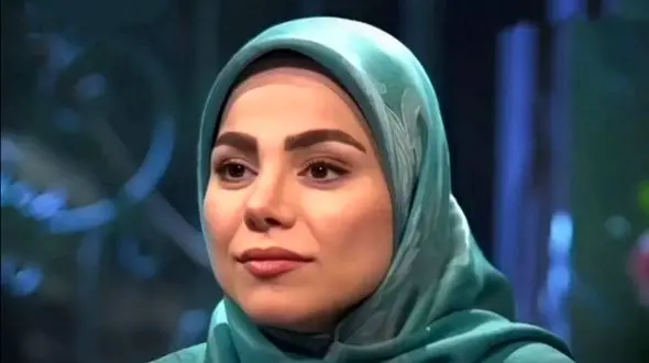 فیلم سوتی وحشتناک خانم مجری در آنتن زنده تلویزیون / سوژه خنده اینستاگرام شد!