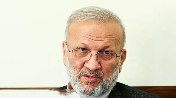 احمدی نژاد بعد از ورود به نیویورک گفت ظریف را عوض کنید! / لو رفتن نوار صدای ظریف کار چه کسی بود؟