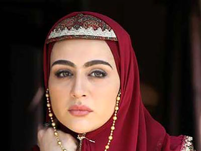 چهره فوق زیبای گلنار گیلدخت خارج از سریال + عکس های میترا رفیع در دوبی
