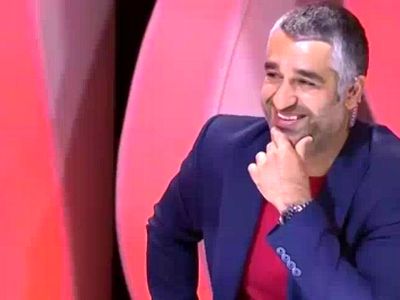یادی کنیم از حضور سرزده مهمان عزیز در برنامه گفتگو پژمان جمشیدی با زنده یاد آتیلا پسیانی + ویدئو