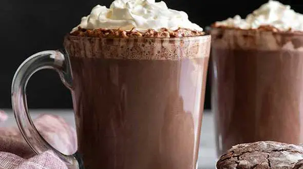 از کیک شکلاتی نارگیل و دستور تهیه هات چاکلت‌های خاص