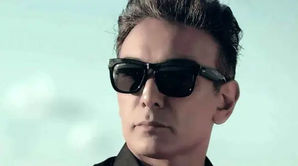 اصالت شادمهر عقیلی به کجا بر می‌گردد و اهل کجاست؟