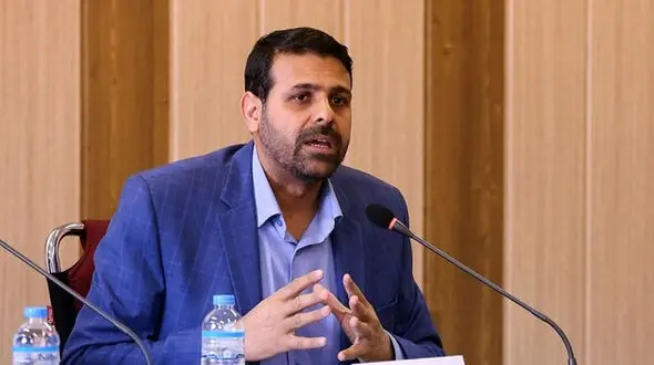 رئیس‌جمهور برای دفاع از وزیراقتصاد فردا به مجلس می رود / روند بررسی استیضاح وزیر 