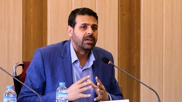 رئیس‌جمهور برای دفاع از وزیراقتصاد فردا به مجلس می رود / روند بررسی استیضاح وزیر 