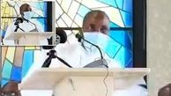مرگ ناگهانی کشیش حین سخنرانی در کلیسا! + فیلم