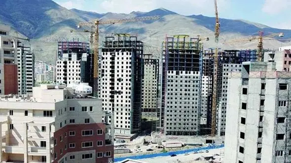 55 درصد دستمزد کارگران صرف اجاره منزل می شود / انتظارات کارگران درباره وعده تولید انبوه مسکن  برآورده نشد 