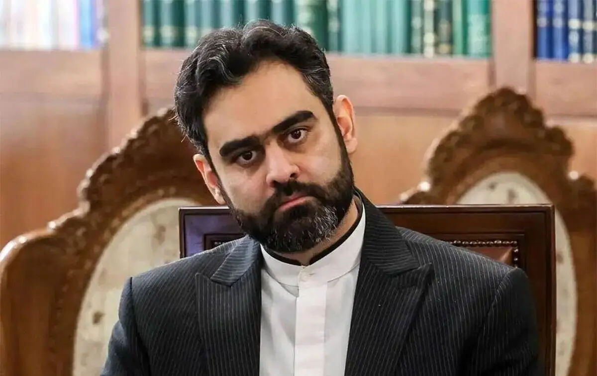 فیلم کل کل امیرحسین ثابتی و کارشناس صداوسیما درباره مذاکرات و پایان جنگ / جنگ ویتنام بدون مذاکره تمام شد؟