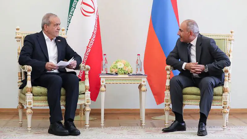 استقبال رسمی نخست وزیر ارمنستان نیکول پاشینیان از رئیس جمهور مسعود پزشکیان