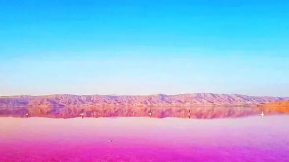 از دریاچه مهارلو تا مسجد سلطانی