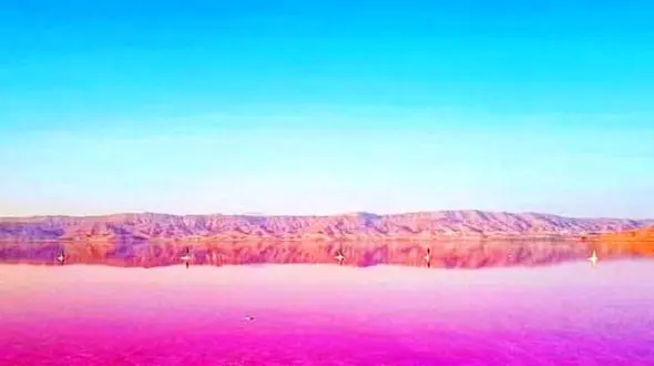 از دریاچه مهارلو تا مسجد سلطانی