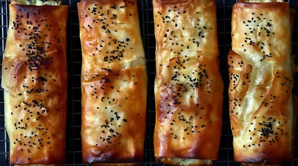  بورک اسفناج یک میان وعده مغذی+دستور پخت