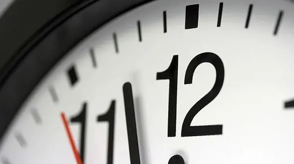 1400 زمان ایرانی ها یک ساعت جلو نمی رود؟ / زور مجلس رسید