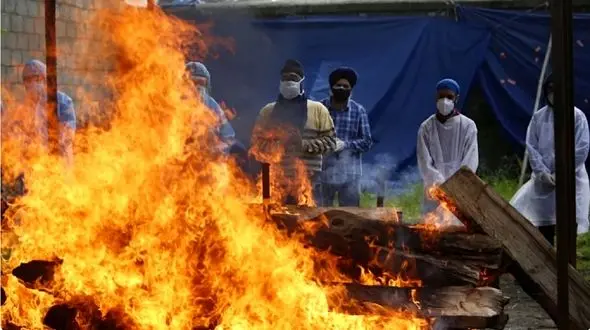 مردی پس از گذشت یک هفته از مرگش به خانه بازگشت !