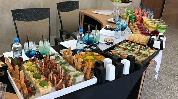 پذیرایی در جلسات دفاع ممنوع شد/ بخشنامه جدید وزارت علوم