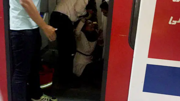 علت تصادف 2 قطار در ایستگاه طرشت تهران اعلام شد / بررسی مکالمه دو راننده قطار قبل از حادثه + عکس و فیلم