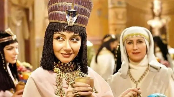 عکس  چهره واقعی زلیخا و عکس مومیایی آن در موزه مصر/ باور نمی کنید زلیخا در آن زمان اینقدر زیبا باشد  