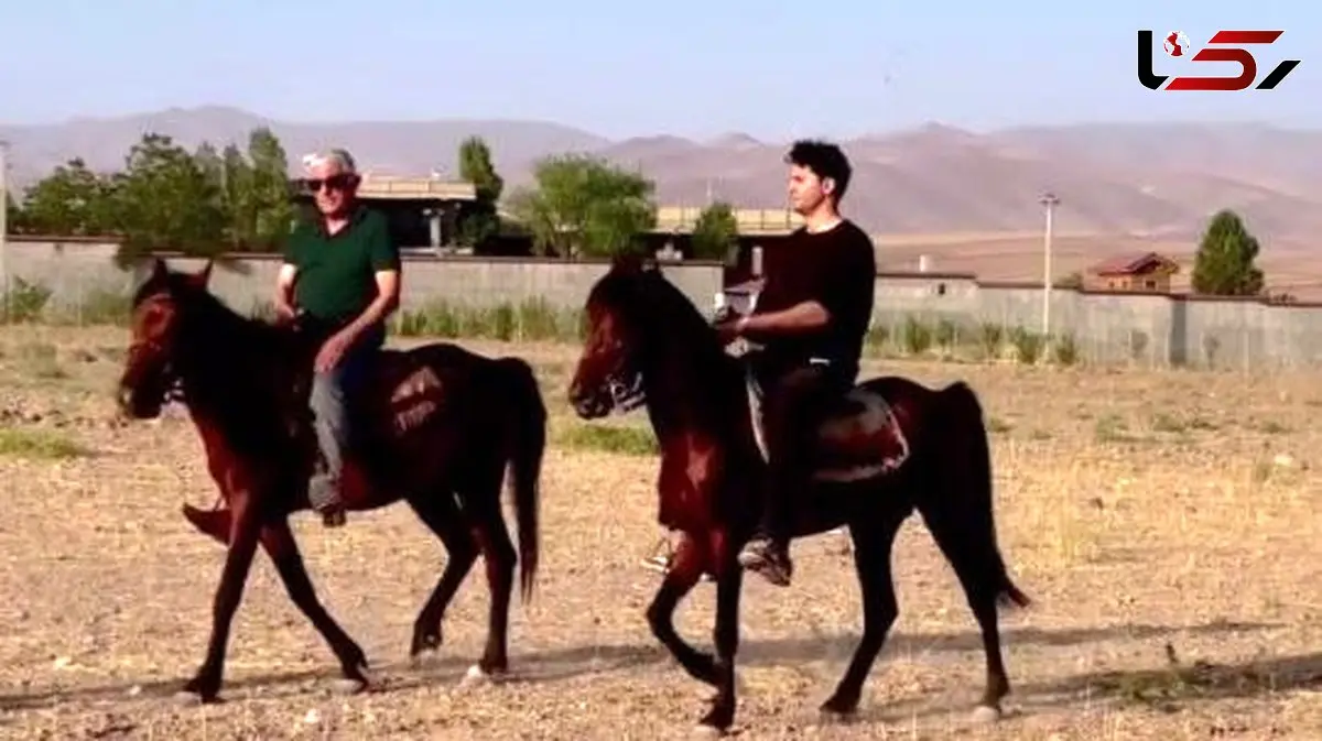 فیلم/قاب مشترک دانیال پورصباح و رضا کیانیان در پشت صحنه «بامداد خمار» در حال تمرین سوار کاری / خیلی این مرد جنتلمنه!