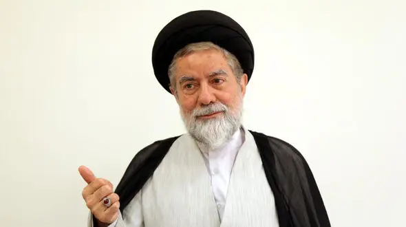 موسویان: باید تراستی‌هایی که پول کشور را بازنمی‌گردانند به مردم معرفی شوند