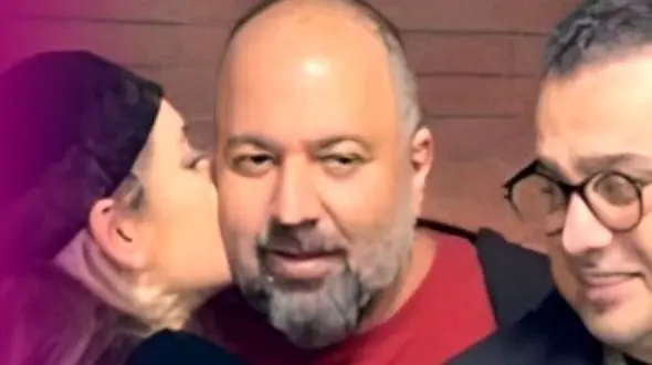 فیلم / بوسه و ماچ آبدار و با صدای نرگس محمدی به علی اوجی وسط مردم/  قربان صدقه رفتنش را ببینید