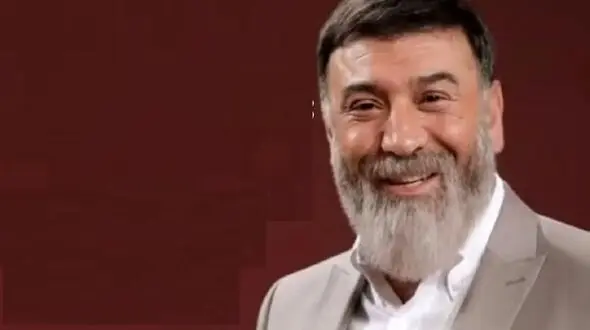 فیلم آوازخوانی باشکوه علی انصاریان خدابیامرز آهنگ آهابوگو با حامد آهنگی میخونه رقص اسلوموشن میره
