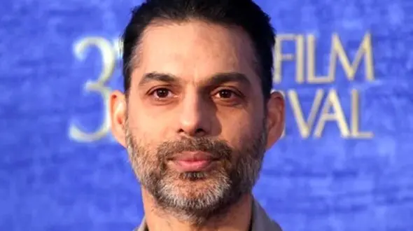 این زن جذاب محجبه همسر پیمان معادی است ! + عکس باورنکردنی