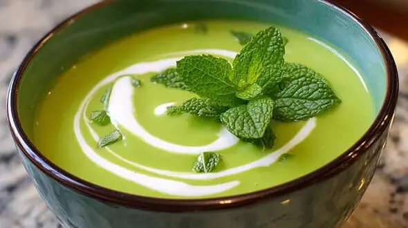 طرز تهیه سوپ نعناع؛ سبک، معطر و خوشمزه