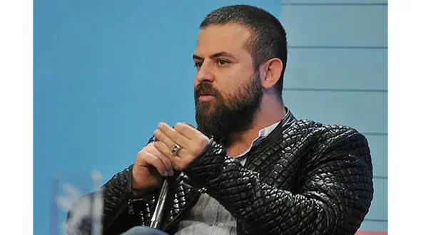 هومن سیدی و مغزهای کوچک زنگ‌زده 