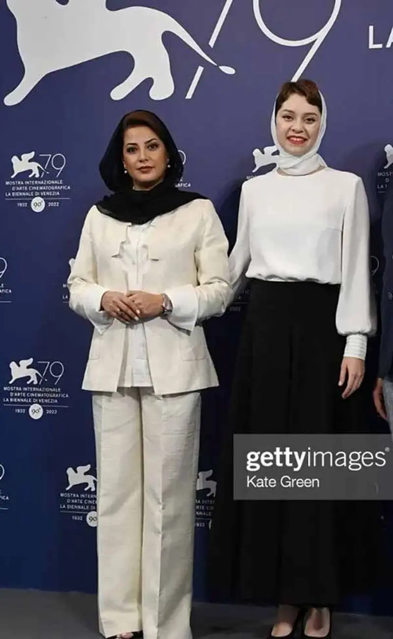 طناز طباطبایی