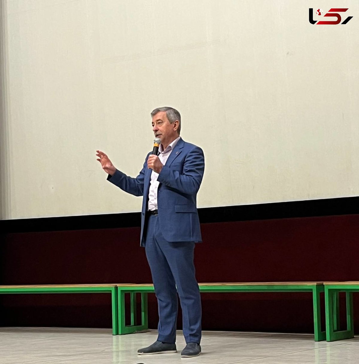  فضانورد روس به ایران آمد 