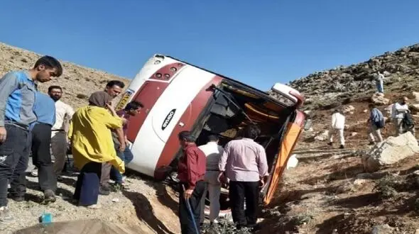 پرونده اتوبوس مرگ خبرنگاران در مجلس بررسی می شود