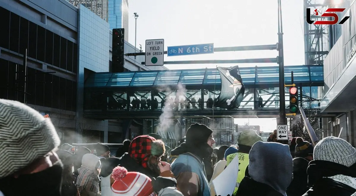 تظاهرات گسترده مردمی در مینیاپولیس در سرمای منفی24 درجه 