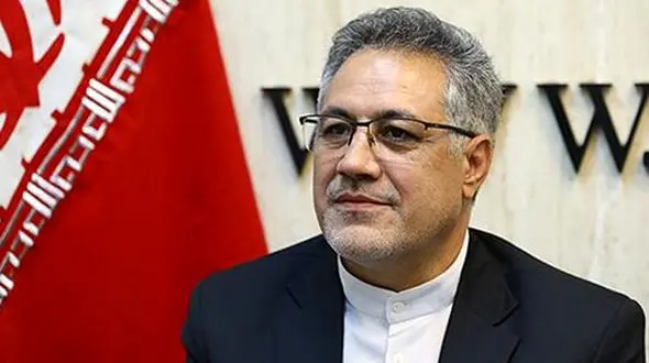 نماینده خمینی شهر از توضیحات وزیر نیرو درباره دریاچه ارومیه و وضعیت نامناسب سدها قانع نشد / سوال در صحن مجلس پیگیری می شود