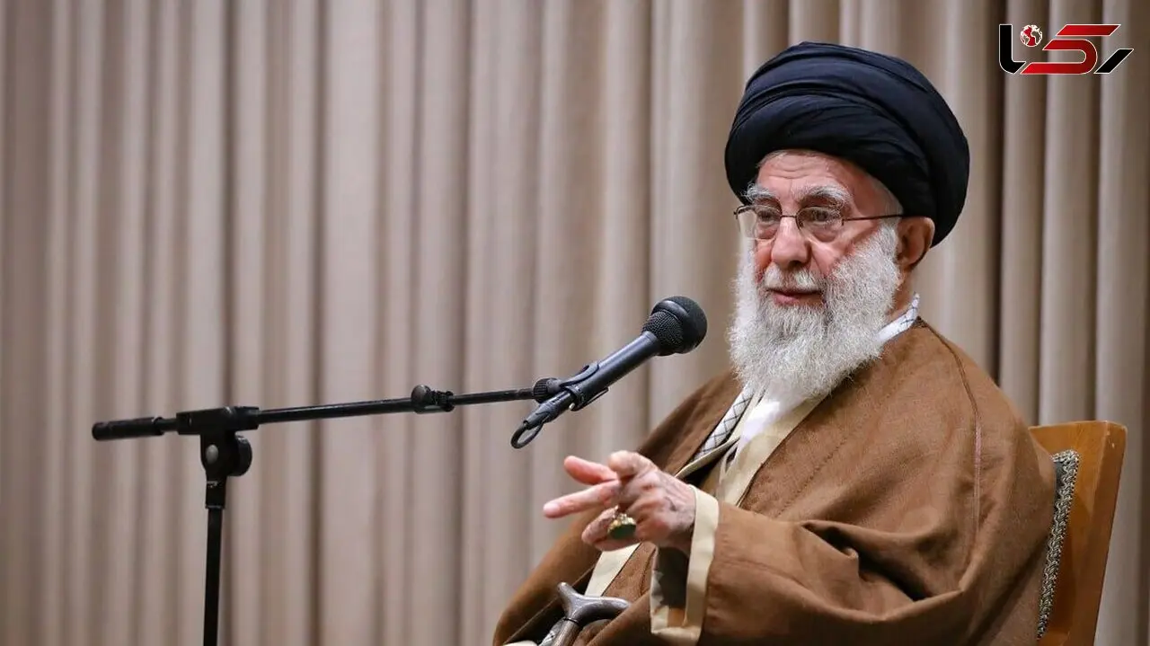 حضور رهبر شهید انقلاب با لباس رزم در جبهه های غرب کشور + فیلم
