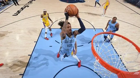10 حرکت برتر بازی های دیشب NBA + فیلم