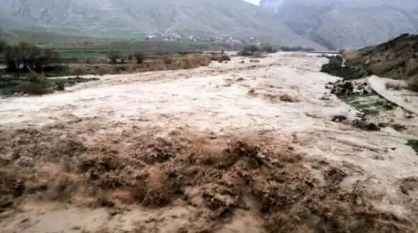 آماده باش پلیس در سیل  فیروزکوه