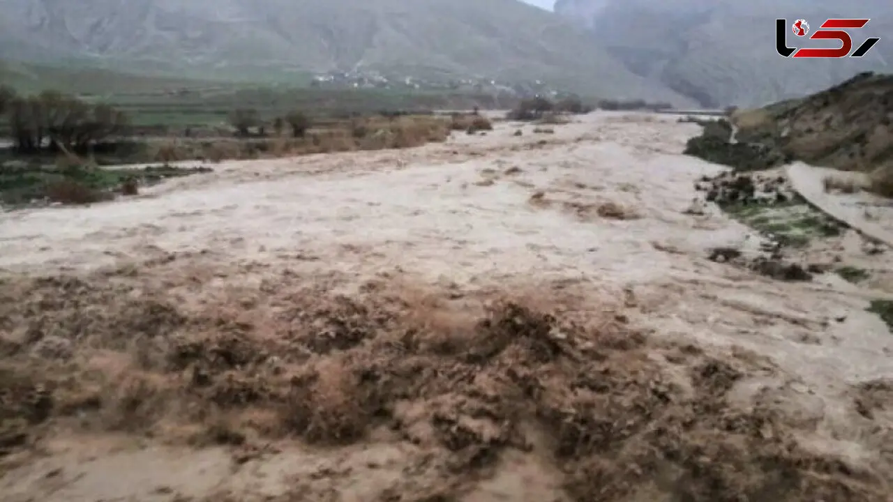 آماده باش پلیس در سیل  فیروزکوه