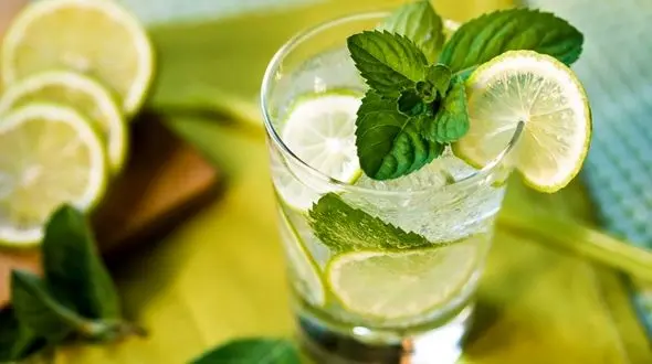 نوشیدنی های تابستانی ضد گرمازدگی