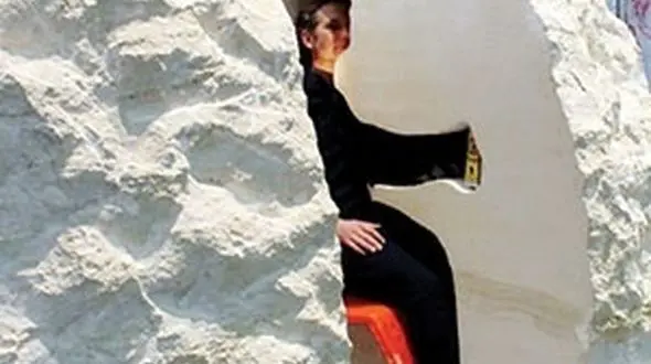 ۸ روز حبس داخل یک سنگ+عکس