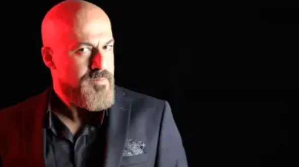 چهره جادویی زیباترین دختر خاندان امیر آقایی ! / ژن جذابیت را ببینید !