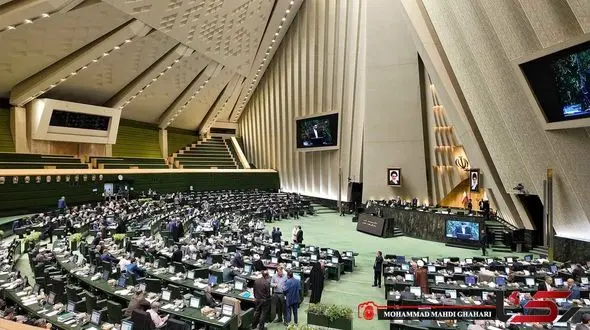 مردم باید بدانند جنگ بر سر نظم آینده منطقه و استقلال و موجودیت ایران است