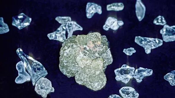 وجود هزاران الماس در اتمسفر زحل و مشتری