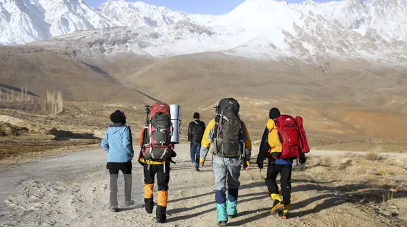 برگزاری مراسم بزرگداشت جانباختگان سقوط تهران-یاسوج 