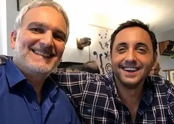 فیلم / ماجرای اخراج بیژن بنفشه‌خواه در مراسم ختم پدر امیرحسین رستمی توسط مداح مجلس عزاداری ...