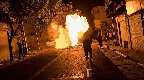 پرهیز از برگزاری جشن، آتش‌ بازی و گردهمایی‌ های محلی در چهارشنبه‌ سوری امسال/ اطلاعیه مشترک سازمان های امدادی کشور